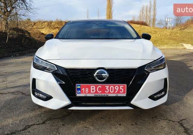 Білий Ніссан Сентра, об'ємом двигуна 2 л та пробігом 106 тис. км за 15550 $, фото 16 на Automoto.ua