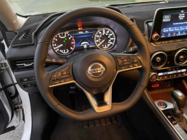 Білий Ніссан Сентра, об'ємом двигуна 2 л та пробігом 24 тис. км за 5100 $, фото 5 на Automoto.ua