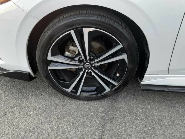 Білий Ніссан Сентра, об'ємом двигуна 2 л та пробігом 24 тис. км за 5100 $, фото 12 на Automoto.ua