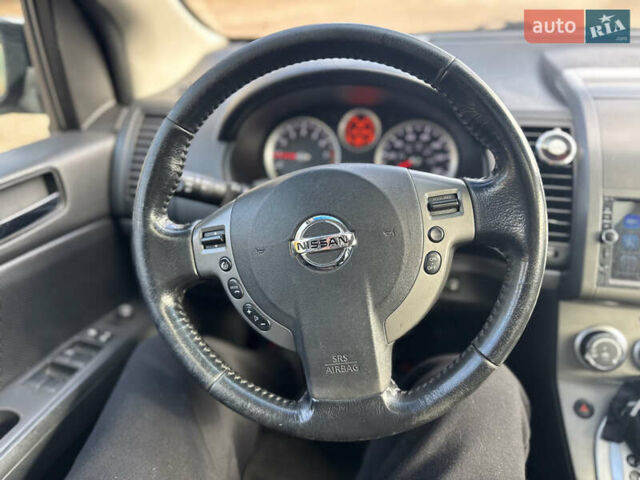 Черный Ниссан Сентра, объемом двигателя 2 л и пробегом 132 тыс. км за 5000 $, фото 22 на Automoto.ua