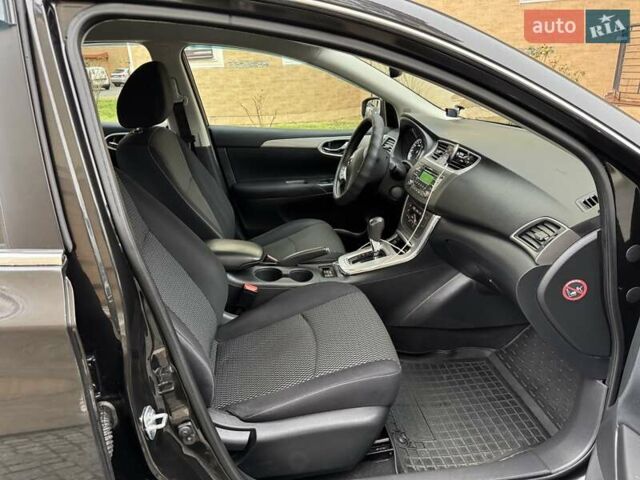 Чорний Ніссан Сентра, об'ємом двигуна 1.6 л та пробігом 195 тис. км за 8600 $, фото 19 на Automoto.ua