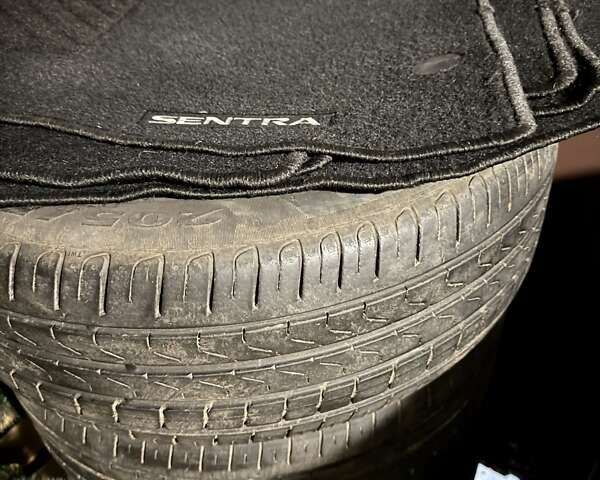 Чорний Ніссан Сентра, об'ємом двигуна 1.6 л та пробігом 195 тис. км за 8600 $, фото 22 на Automoto.ua