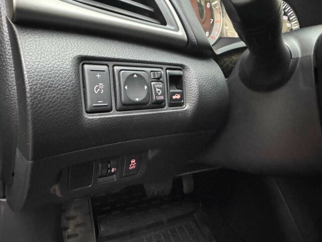 Чорний Ніссан Сентра, об'ємом двигуна 1.6 л та пробігом 195 тис. км за 8600 $, фото 16 на Automoto.ua