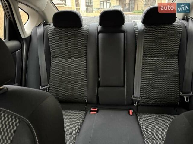 Чорний Ніссан Сентра, об'ємом двигуна 1.6 л та пробігом 195 тис. км за 8600 $, фото 36 на Automoto.ua