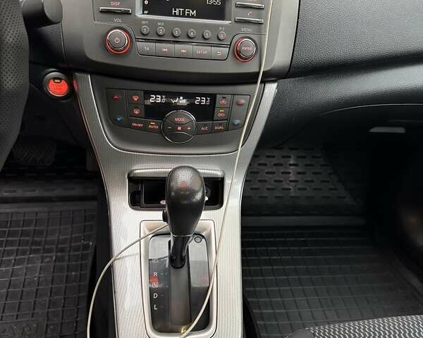 Чорний Ніссан Сентра, об'ємом двигуна 1.6 л та пробігом 195 тис. км за 8600 $, фото 34 на Automoto.ua