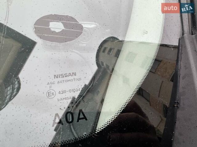 Чорний Ніссан Сентра, об'ємом двигуна 1.6 л та пробігом 195 тис. км за 8600 $, фото 13 на Automoto.ua