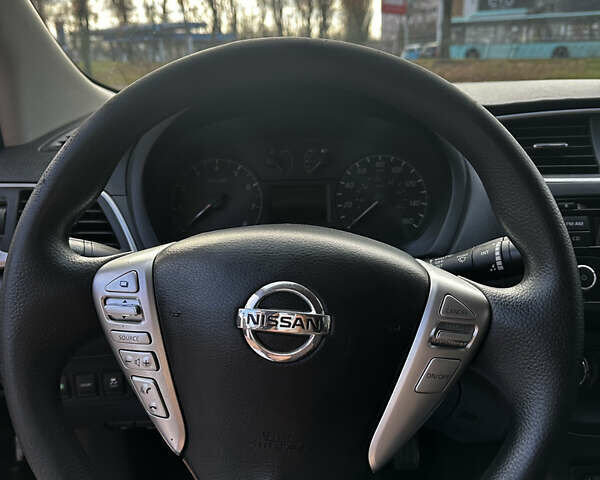 Черный Ниссан Сентра, объемом двигателя 1.8 л и пробегом 145 тыс. км за 7800 $, фото 12 на Automoto.ua