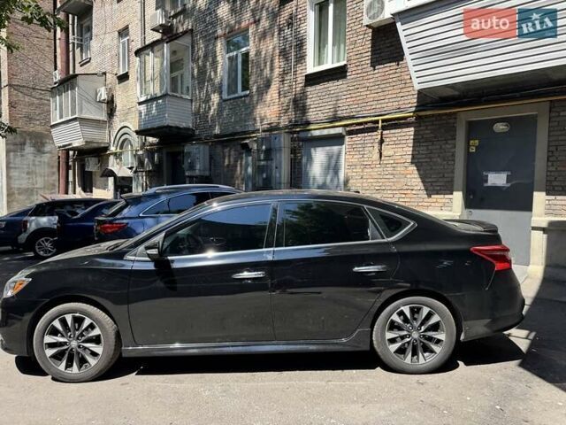 Чорний Ніссан Сентра, об'ємом двигуна 1.8 л та пробігом 121 тис. км за 9500 $, фото 5 на Automoto.ua