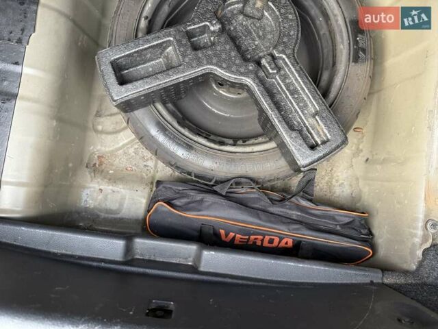 Черный Ниссан Сентра, объемом двигателя 1.8 л и пробегом 126 тыс. км за 9500 $, фото 55 на Automoto.ua