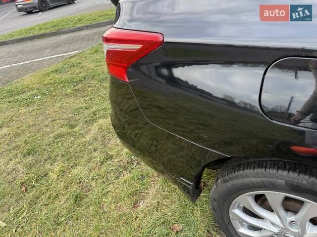 Черный Ниссан Сентра, объемом двигателя 1.8 л и пробегом 126 тыс. км за 9500 $, фото 87 на Automoto.ua