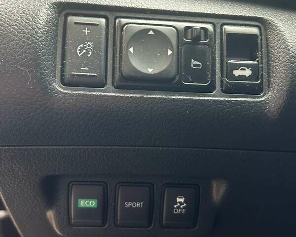 Черный Ниссан Сентра, объемом двигателя 1.8 л и пробегом 150 тыс. км за 7000 $, фото 23 на Automoto.ua