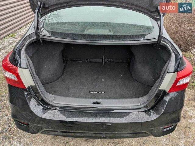 Черный Ниссан Сентра, объемом двигателя 1.8 л и пробегом 150 тыс. км за 9000 $, фото 7 на Automoto.ua