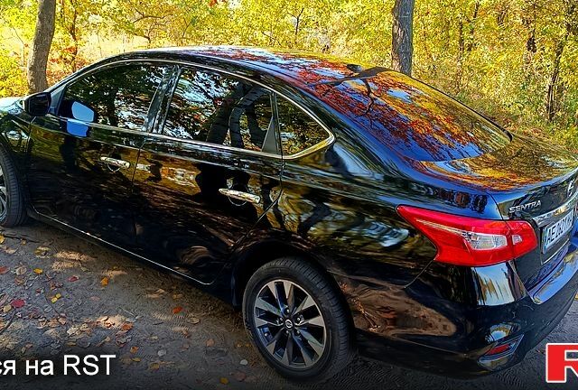 Черный Ниссан Сентра, объемом двигателя 1.8 л и пробегом 164 тыс. км за 10800 $, фото 2 на Automoto.ua