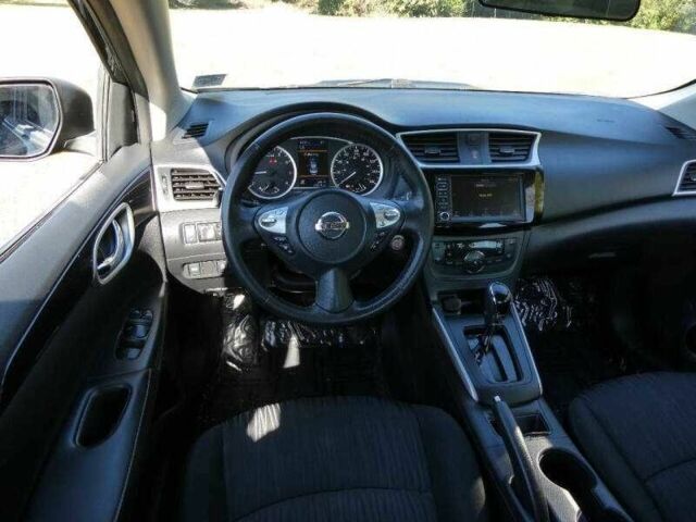 Черный Ниссан Сентра, объемом двигателя 1.8 л и пробегом 45 тыс. км за 1800 $, фото 5 на Automoto.ua