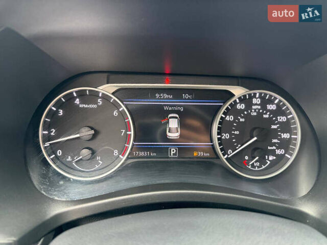 Черный Ниссан Сентра, объемом двигателя 2 л и пробегом 173 тыс. км за 13200 $, фото 15 на Automoto.ua