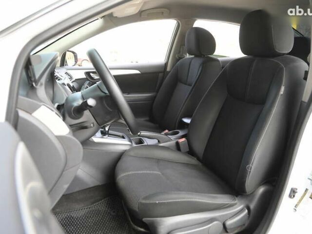 Ніссан Сентра, об'ємом двигуна 0 л та пробігом 181 тис. км за 11000 $, фото 4 на Automoto.ua