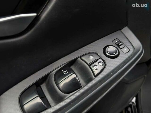 Ніссан Сентра, об'ємом двигуна 2 л та пробігом 173 тис. км за 13200 $, фото 20 на Automoto.ua