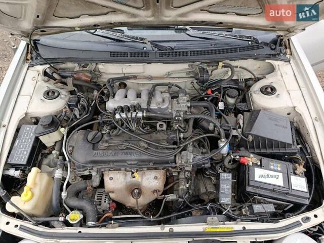 Серый Ниссан Сентра, объемом двигателя 1.6 л и пробегом 292 тыс. км за 2200 $, фото 22 на Automoto.ua