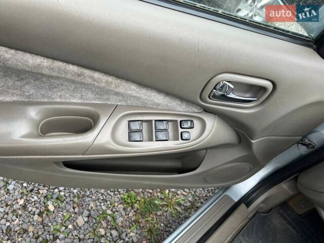 Серый Ниссан Сентра, объемом двигателя 1.77 л и пробегом 130 тыс. км за 3000 $, фото 6 на Automoto.ua