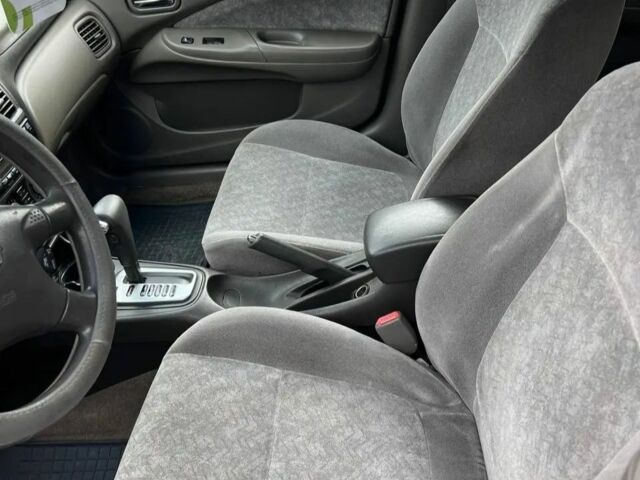 Серый Ниссан Сентра, объемом двигателя 0 л и пробегом 250 тыс. км за 2999 $, фото 1 на Automoto.ua