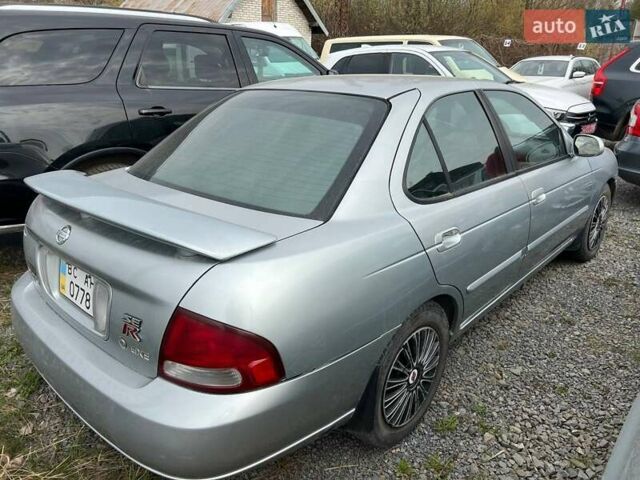 Серый Ниссан Сентра, объемом двигателя 1.77 л и пробегом 130 тыс. км за 3000 $, фото 2 на Automoto.ua