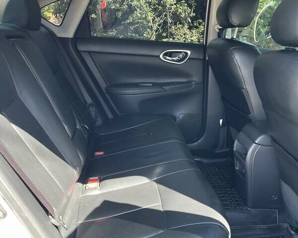 Серый Ниссан Сентра, объемом двигателя 1.77 л и пробегом 170 тыс. км за 9400 $, фото 33 на Automoto.ua