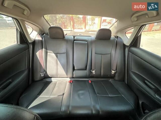 Серый Ниссан Сентра, объемом двигателя 1.77 л и пробегом 170 тыс. км за 9400 $, фото 36 на Automoto.ua