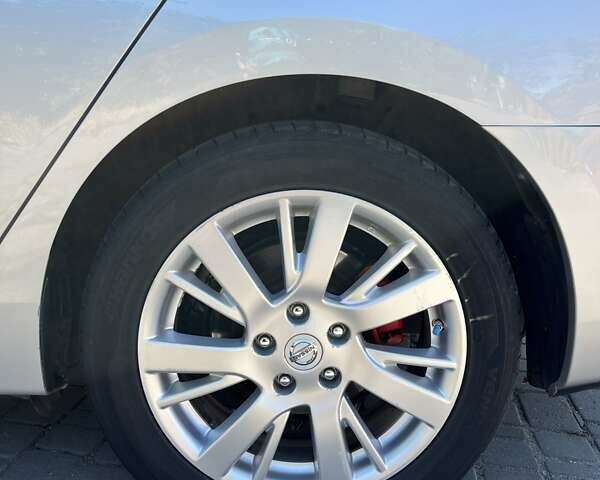 Серый Ниссан Сентра, объемом двигателя 1.77 л и пробегом 170 тыс. км за 9400 $, фото 20 на Automoto.ua