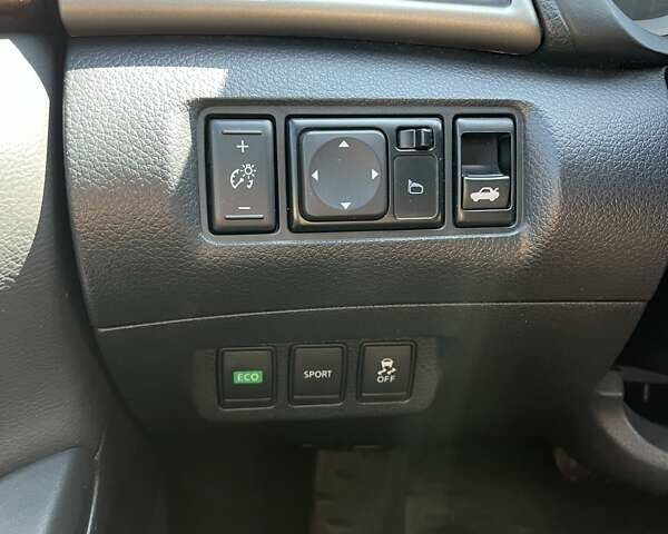 Серый Ниссан Сентра, объемом двигателя 1.77 л и пробегом 170 тыс. км за 9400 $, фото 21 на Automoto.ua