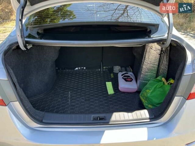 Серый Ниссан Сентра, объемом двигателя 1.77 л и пробегом 170 тыс. км за 9400 $, фото 34 на Automoto.ua