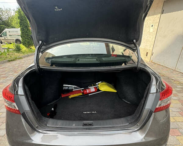 Серый Ниссан Сентра, объемом двигателя 1.8 л и пробегом 91 тыс. км за 8000 $, фото 8 на Automoto.ua