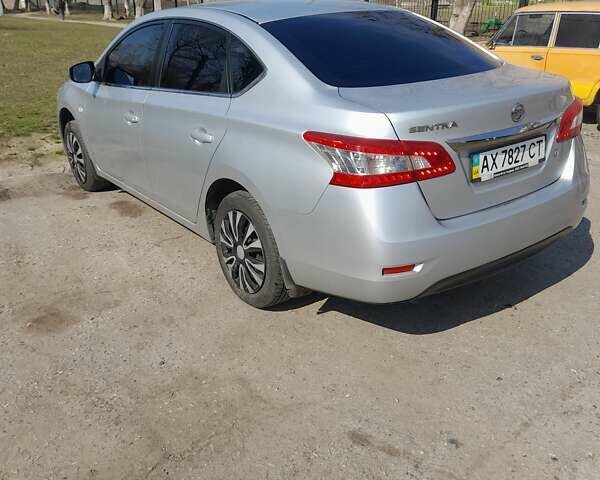 Серый Ниссан Сентра, объемом двигателя 1.6 л и пробегом 142 тыс. км за 7200 $, фото 2 на Automoto.ua