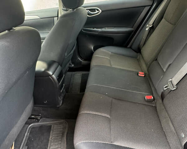 Серый Ниссан Сентра, объемом двигателя 1.8 л и пробегом 91 тыс. км за 8000 $, фото 4 на Automoto.ua