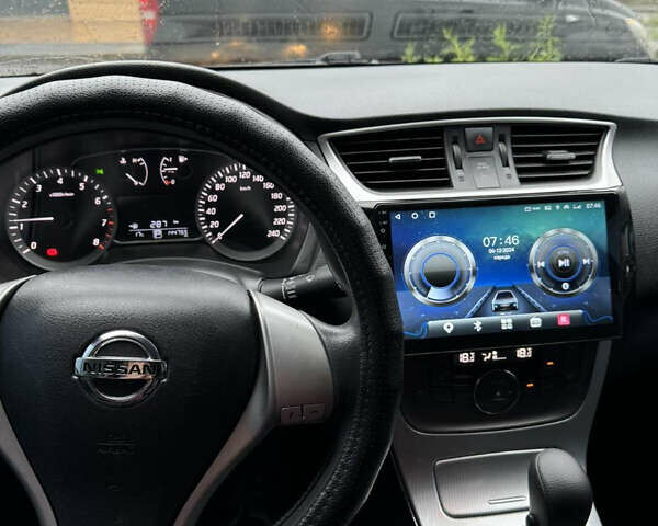 Серый Ниссан Сентра, объемом двигателя 1.6 л и пробегом 158 тыс. км за 9000 $, фото 2 на Automoto.ua