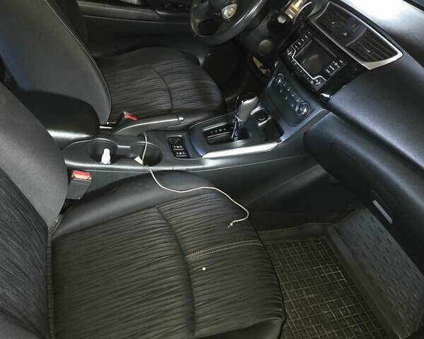 Сірий Ніссан Сентра, об'ємом двигуна 1.8 л та пробігом 156 тис. км за 8800 $, фото 16 на Automoto.ua