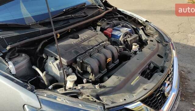 Серый Ниссан Сентра, объемом двигателя 1.8 л и пробегом 120 тыс. км за 9000 $, фото 5 на Automoto.ua
