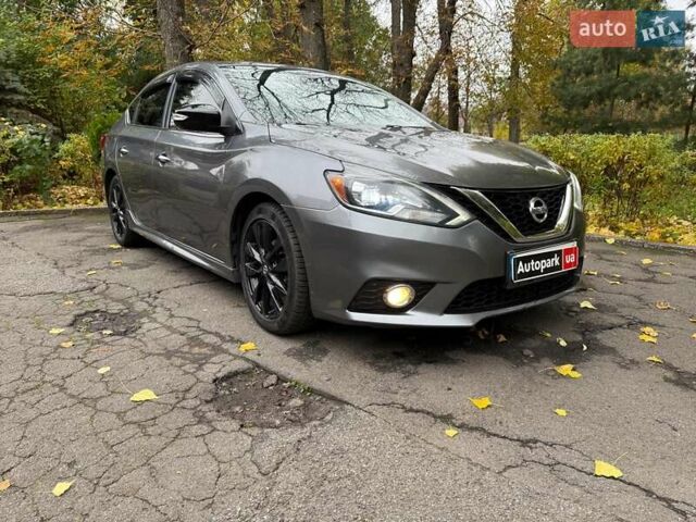 Ниссан Сентра 2017 в Киеве на Automoto.ua Серый Ниссан Сентра, объемом двигателя 1.8 л и пробегом 195 тыс. км за 12490 $, фото 2 на Automoto.ua