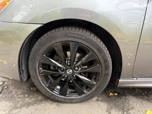 Ниссан Сентра 2017 в Киеве на Automoto.ua Серый Ниссан Сентра, объемом двигателя 1.8 л и пробегом 195 тыс. км за 12490 $, фото 9 на Automoto.ua