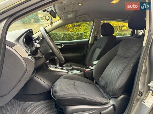 Ниссан Сентра 2017 в Киеве на Automoto.ua Серый Ниссан Сентра, объемом двигателя 1.8 л и пробегом 195 тыс. км за 12490 $, фото 11 на Automoto.ua