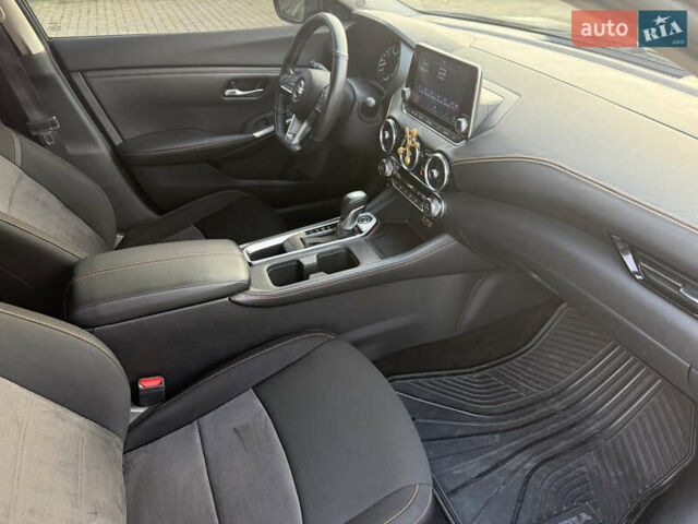 Серый Ниссан Сентра, объемом двигателя 2 л и пробегом 90 тыс. км за 14900 $, фото 21 на Automoto.ua