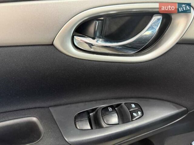 Ниссан Сентра 2013 в Киеве на Automoto.ua Синий Ниссан Сентра, объемом двигателя 1.6 л и пробегом 152 тыс. км за 6990 $, фото 15 на Automoto.ua