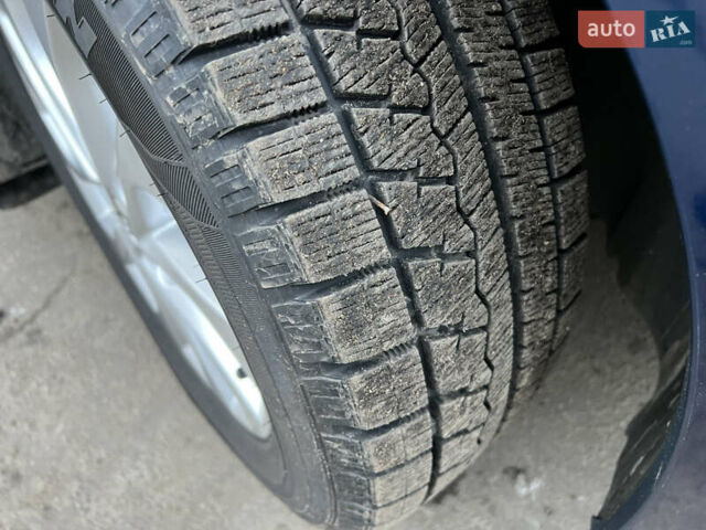 Синий Ниссан Сентра, объемом двигателя 1.8 л и пробегом 120 тыс. км за 8900 $, фото 7 на Automoto.ua