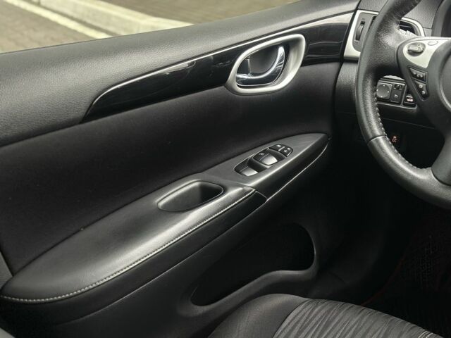 Ниссан Сентра 2017 в Киеве на Automoto.ua Синий Ниссан Сентра, объемом двигателя 1.8 л и пробегом 128 тыс. км за 9600 $, фото 16 на Automoto.ua