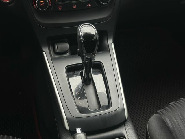 Ниссан Сентра 2017 в Киеве на Automoto.ua Синий Ниссан Сентра, объемом двигателя 1.8 л и пробегом 128 тыс. км за 9600 $, фото 14 на Automoto.ua