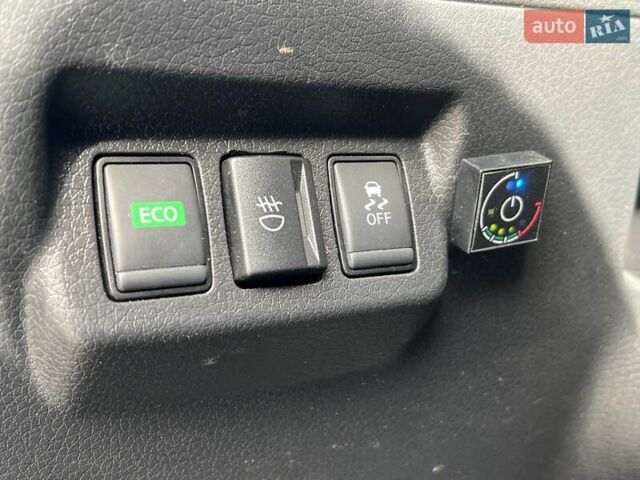 Синій Ніссан Сентра, об'ємом двигуна 1.8 л та пробігом 130 тис. км за 12500 $, фото 36 на Automoto.ua