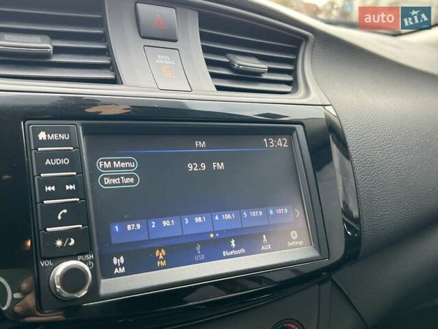 Синій Ніссан Сентра, об'ємом двигуна 1.8 л та пробігом 130 тис. км за 12500 $, фото 31 на Automoto.ua