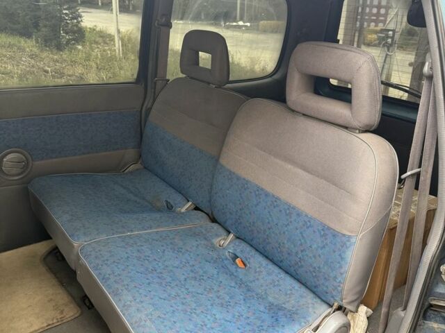 Черный Ниссан Серена, объемом двигателя 2 л и пробегом 400 тыс. км за 2000 $, фото 5 на Automoto.ua