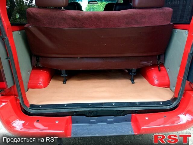 Красный Ниссан Серена, объемом двигателя 2.3 л и пробегом 358 тыс. км за 3600 $, фото 6 на Automoto.ua