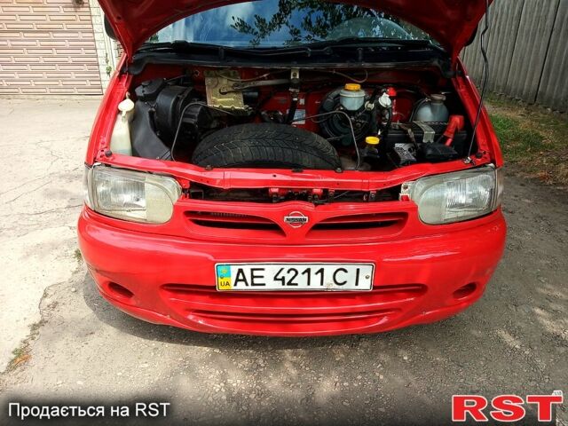 Красный Ниссан Серена, объемом двигателя 2.3 л и пробегом 358 тыс. км за 3600 $, фото 12 на Automoto.ua