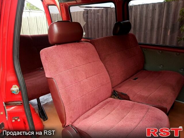 Красный Ниссан Серена, объемом двигателя 2.3 л и пробегом 358 тыс. км за 3600 $, фото 7 на Automoto.ua